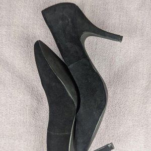 Black Suede Chinese Laundry Pumps Size 10